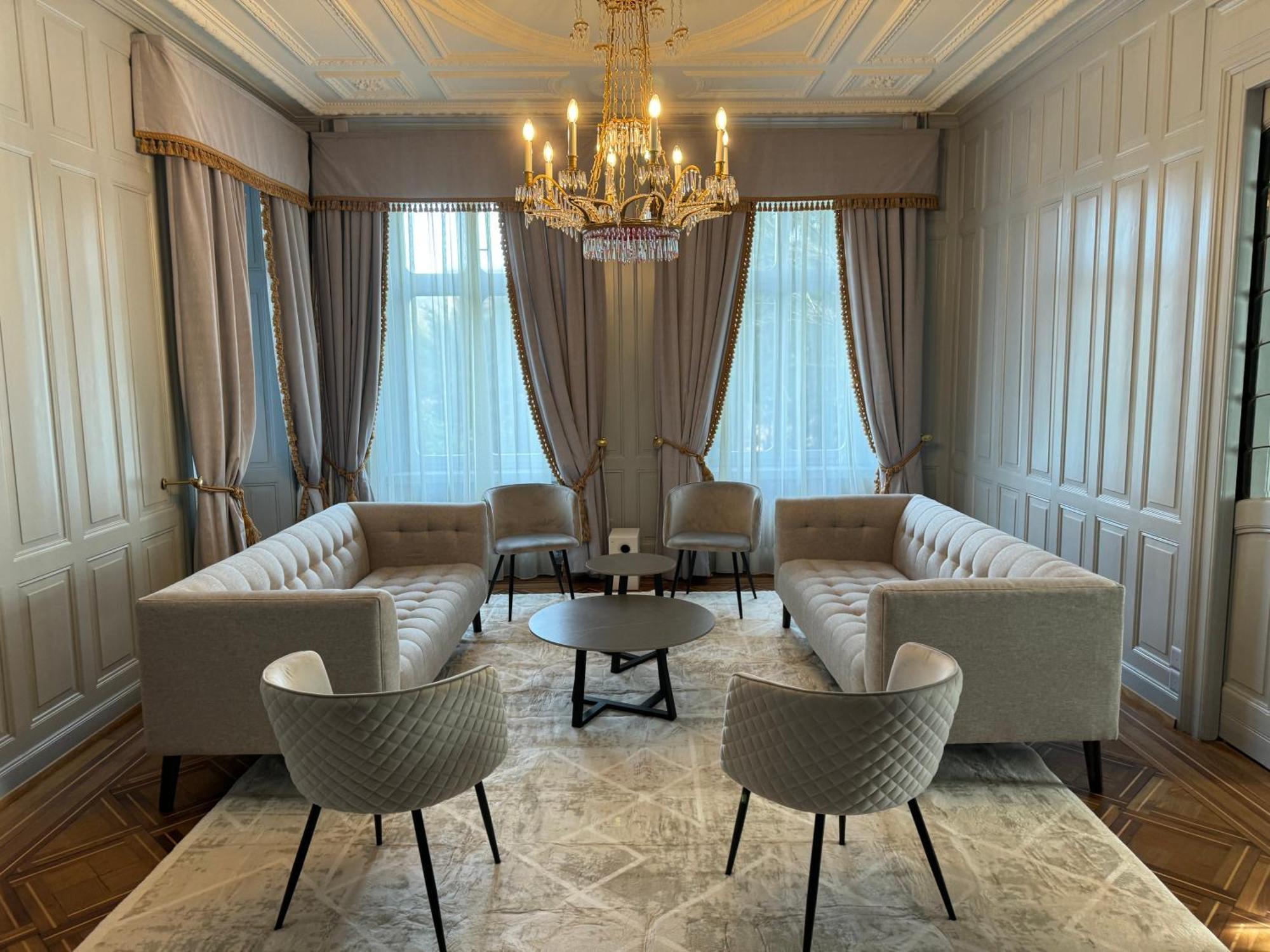 Entire Zurich Villa, Your Private Luxury Escape With In House Staff Eksteriør bilde