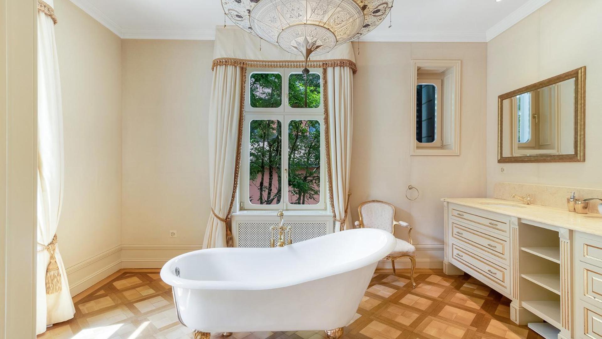 Entire Zurich Villa, Your Private Luxury Escape With In House Staff Eksteriør bilde