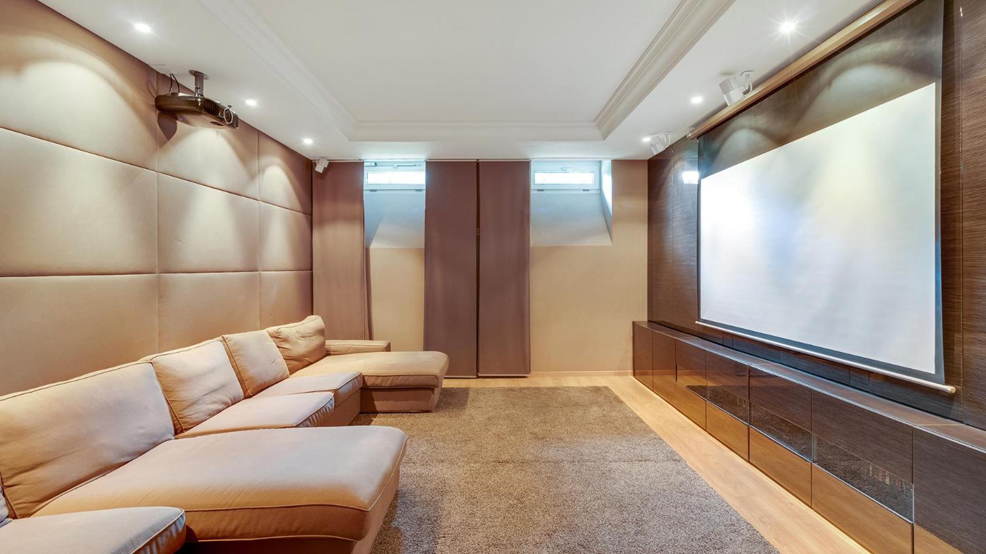 Entire Zurich Villa, Your Private Luxury Escape With In House Staff Eksteriør bilde